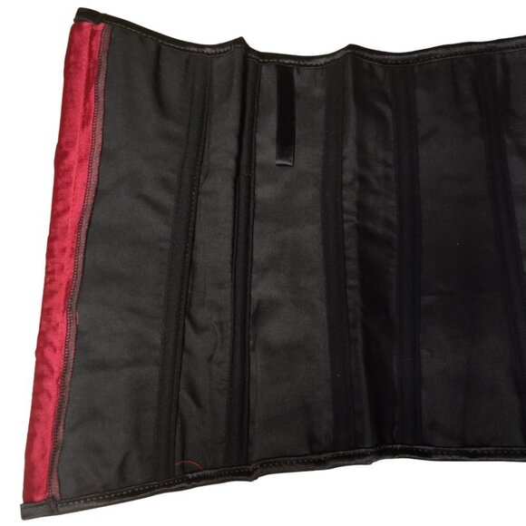 💜 Red Sparkle Underbust Corset and Thong Set - Picture 5 of 10